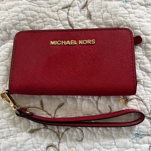 Michael Kors small wristlet